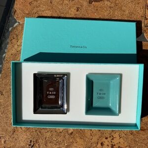 NEW Tiffany &Co AUTHENTIC jewelry plates